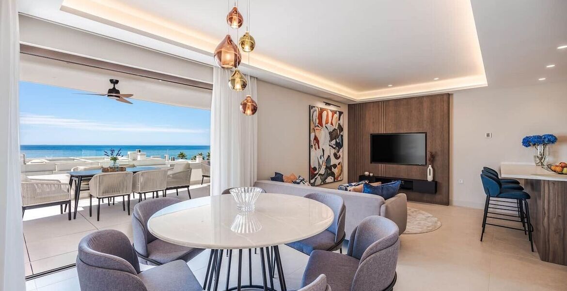Apartamento de lujo en alquiler en primera línea de playa Es