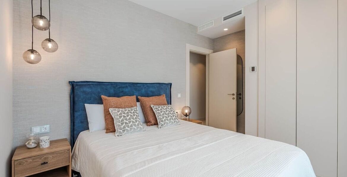 Apartamento de lujo en alquiler en primera línea de playa Es