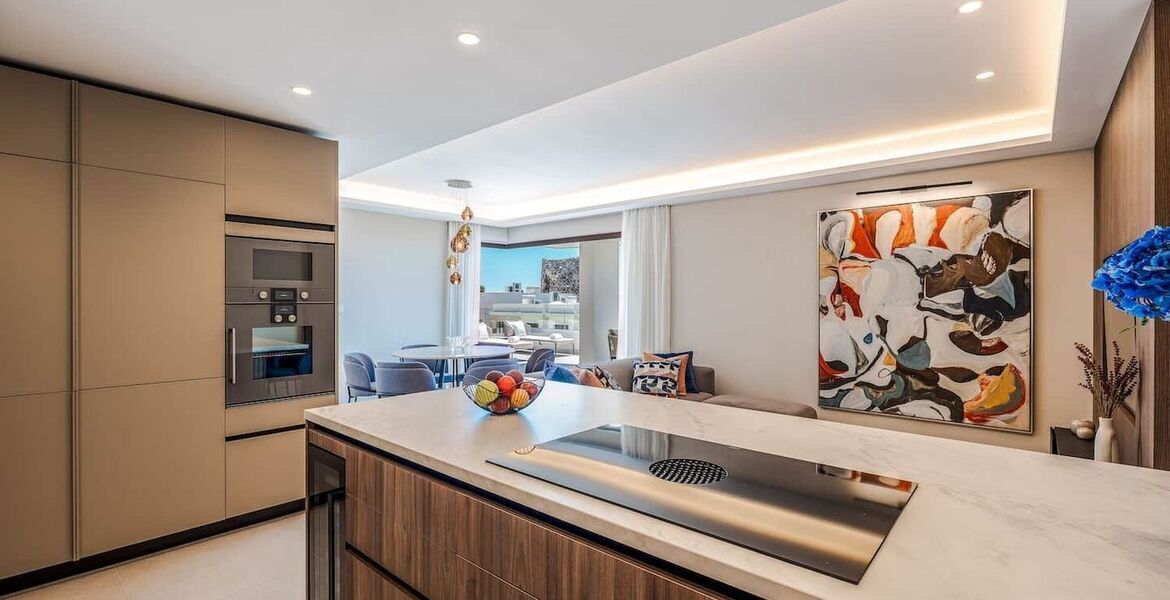 Apartamento de lujo en alquiler en primera línea de playa Es