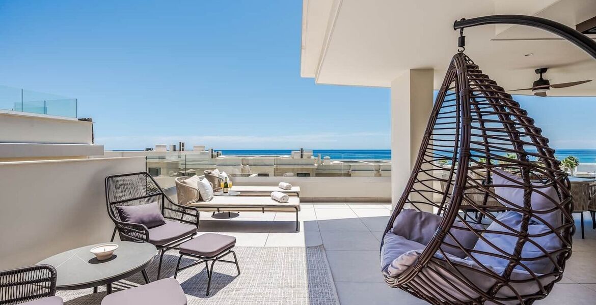 Apartamento de lujo en alquiler en primera línea de playa Es