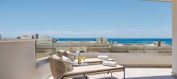 Apartamento de lujo en alquiler en primera línea de playa Es