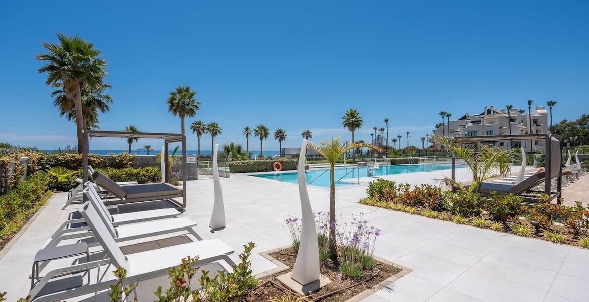 Apartamento de lujo en alquiler en primera línea de playa Es