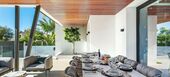 Elegant Villa Steps from the Beach on Marbella's Golden Mile