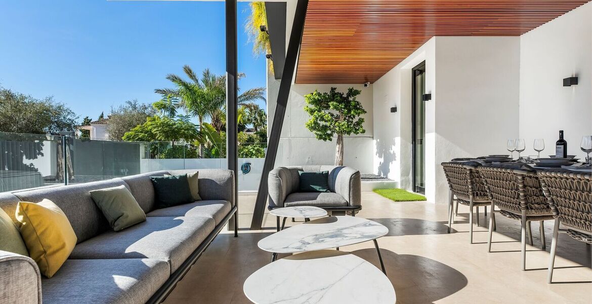 Elegant Villa Steps from the Beach on Marbella's Golden Mile