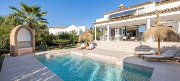Una Villa Encantadora y Moderna en Benahavis