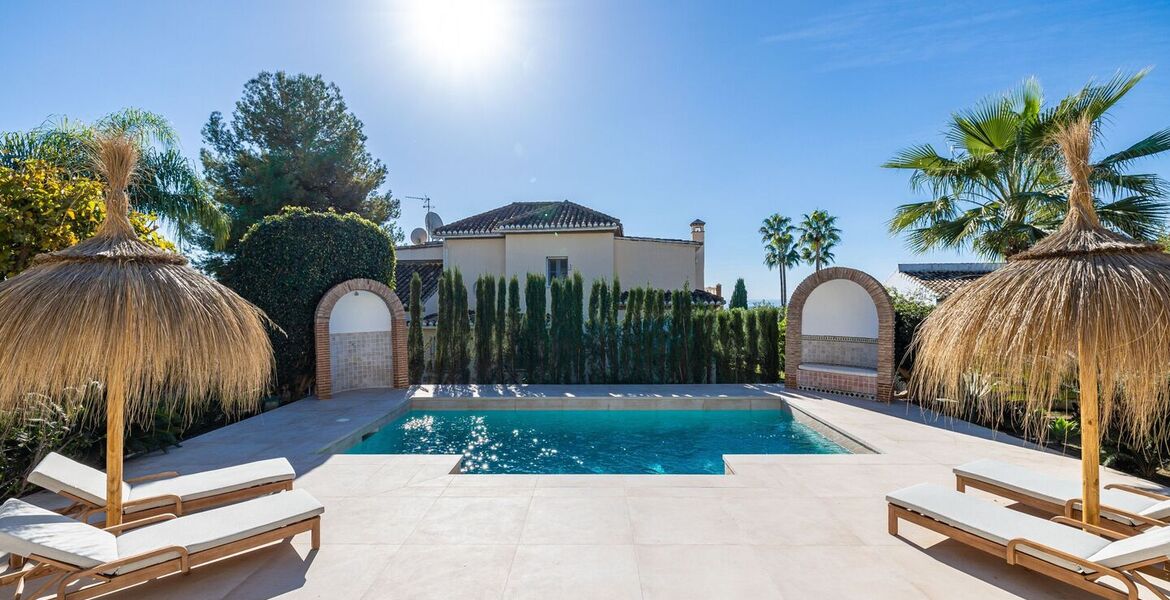 Una Villa Encantadora y Moderna en Benahavis
