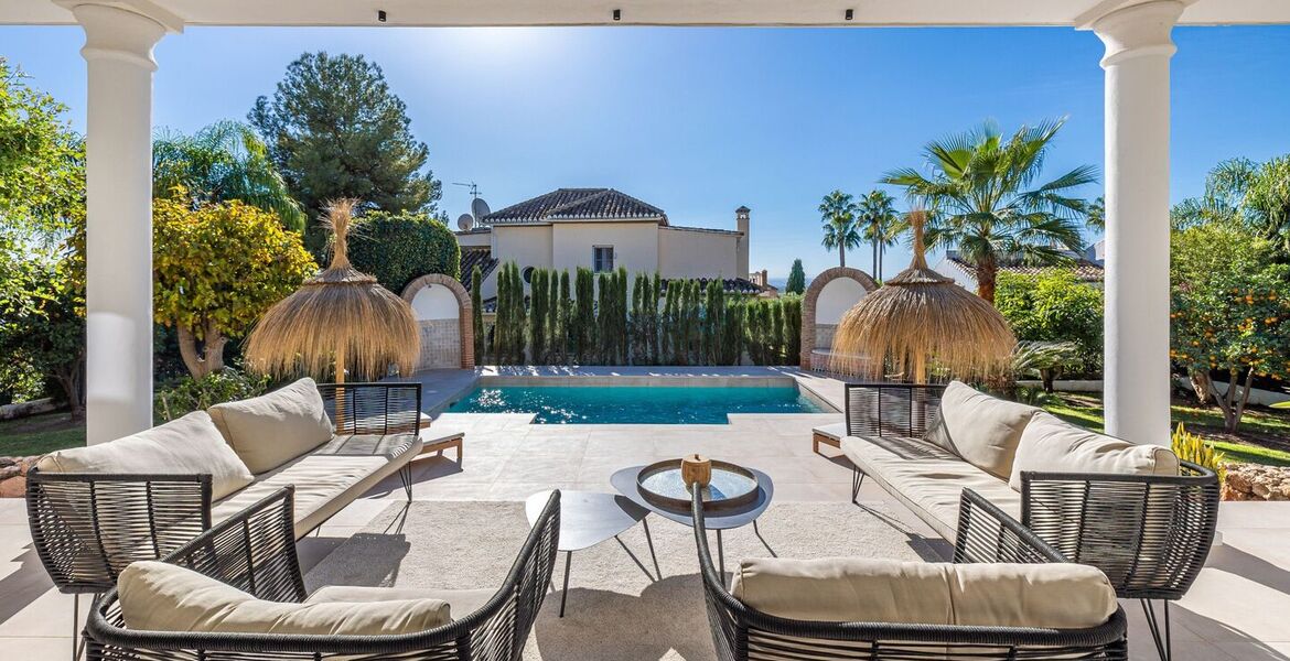 Una Villa Encantadora y Moderna en Benahavis