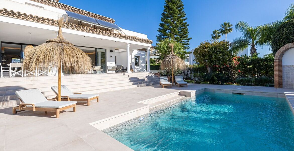 Una Villa Encantadora y Moderna en Benahavis