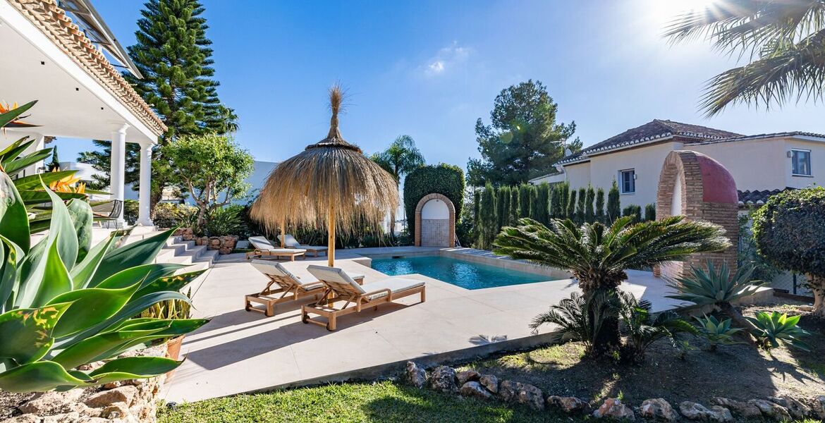Una Villa Encantadora y Moderna en Benahavis