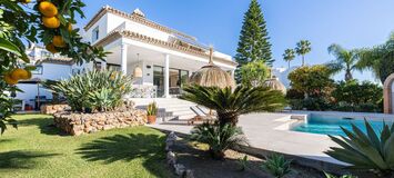 Una Villa Encantadora y Moderna en Benahavis