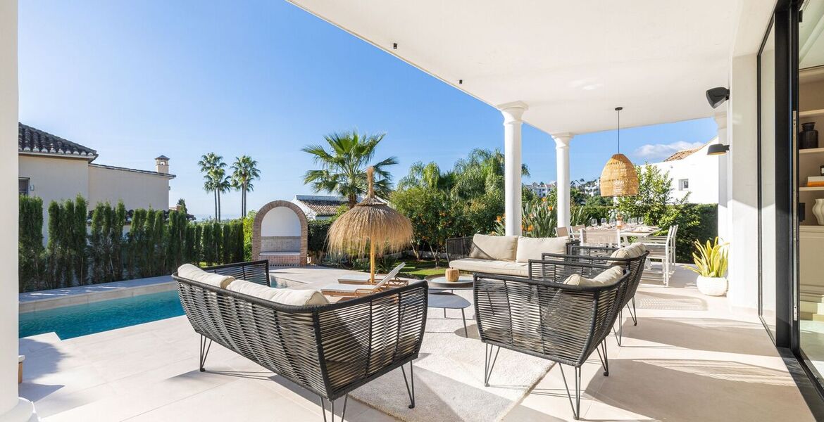 Una Villa Encantadora y Moderna en Benahavis