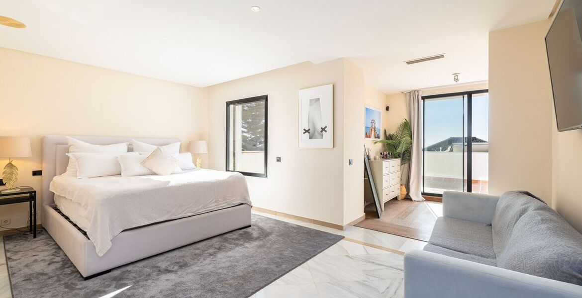 Una Villa Encantadora y Moderna en Benahavis