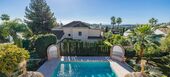 Una Villa Encantadora y Moderna en Benahavis