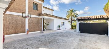 Una Villa Encantadora y Moderna en Benahavis