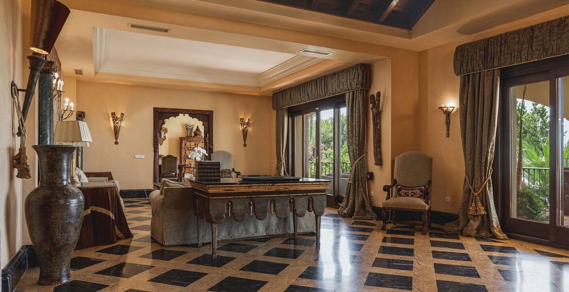 Villa de lujo en alquiler en la Milla de Oro de Marbella