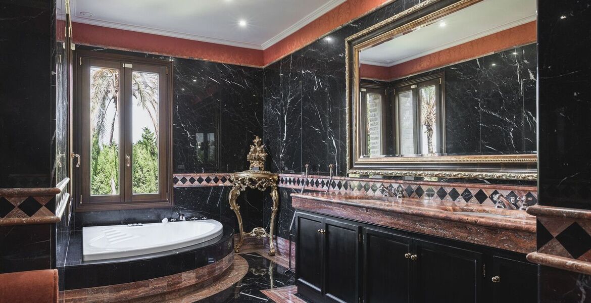 Villa de lujo en alquiler en la Milla de Oro de Marbella