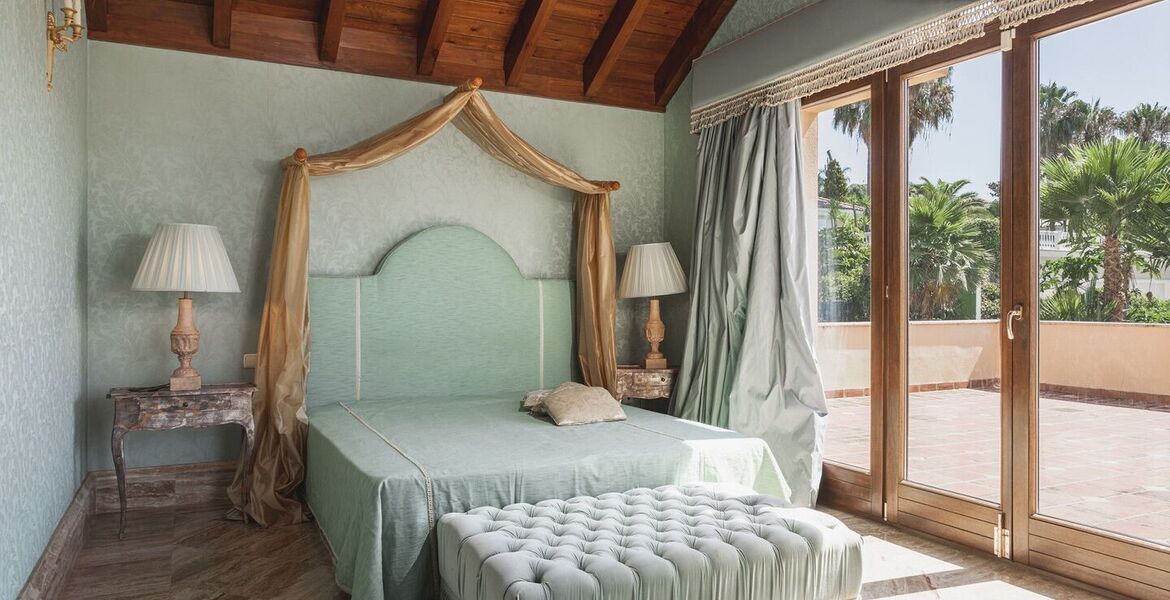 Villa de lujo en alquiler en la Milla de Oro de Marbella