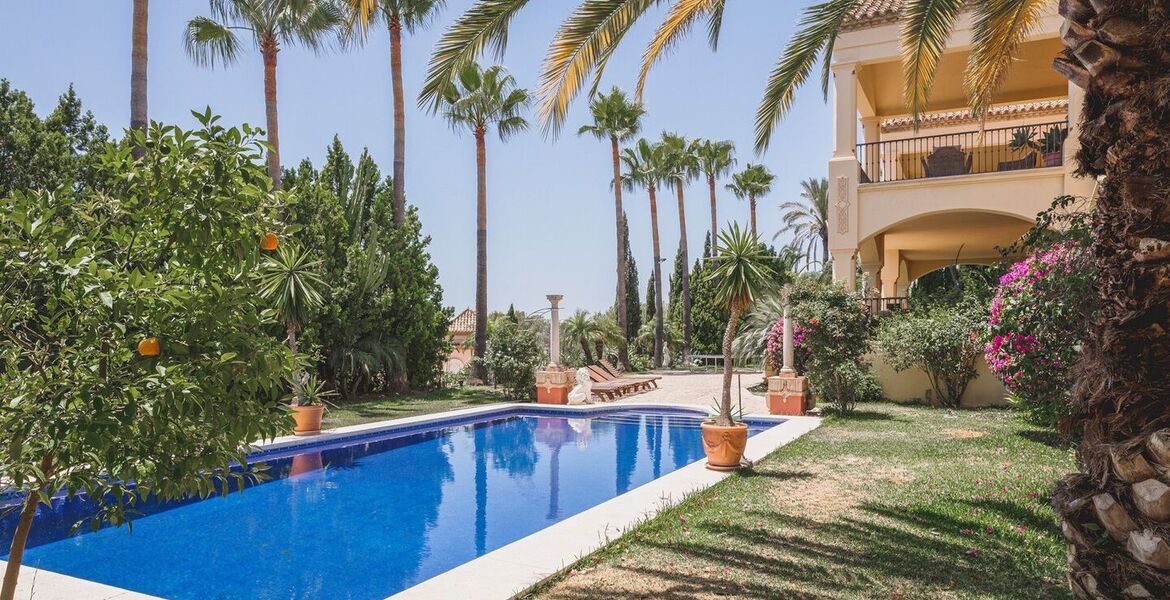 Villa de lujo en alquiler en la Milla de Oro de Marbella