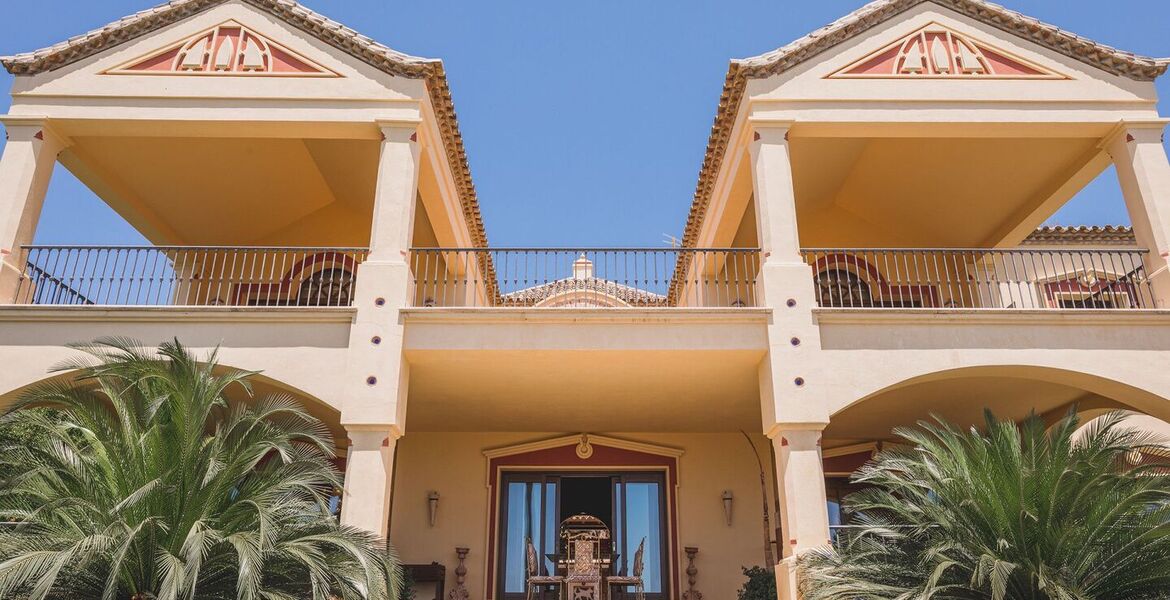 Villa de lujo en alquiler en la Milla de Oro de Marbella