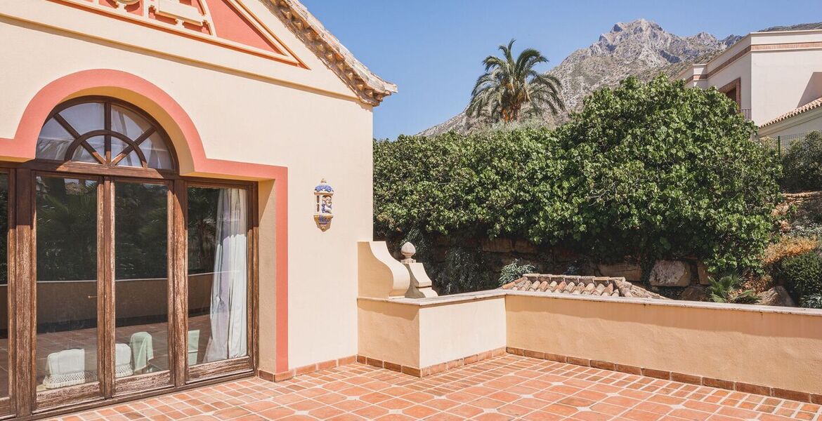 Villa de lujo en alquiler en la Milla de Oro de Marbella