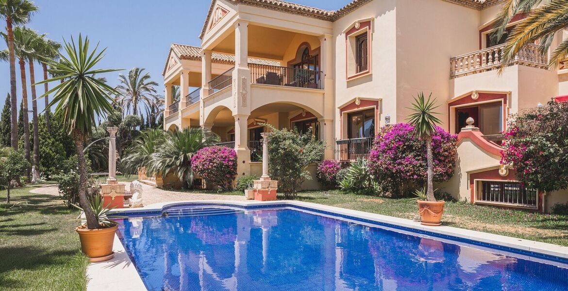 Villa de lujo en alquiler en la Milla de Oro de Marbella