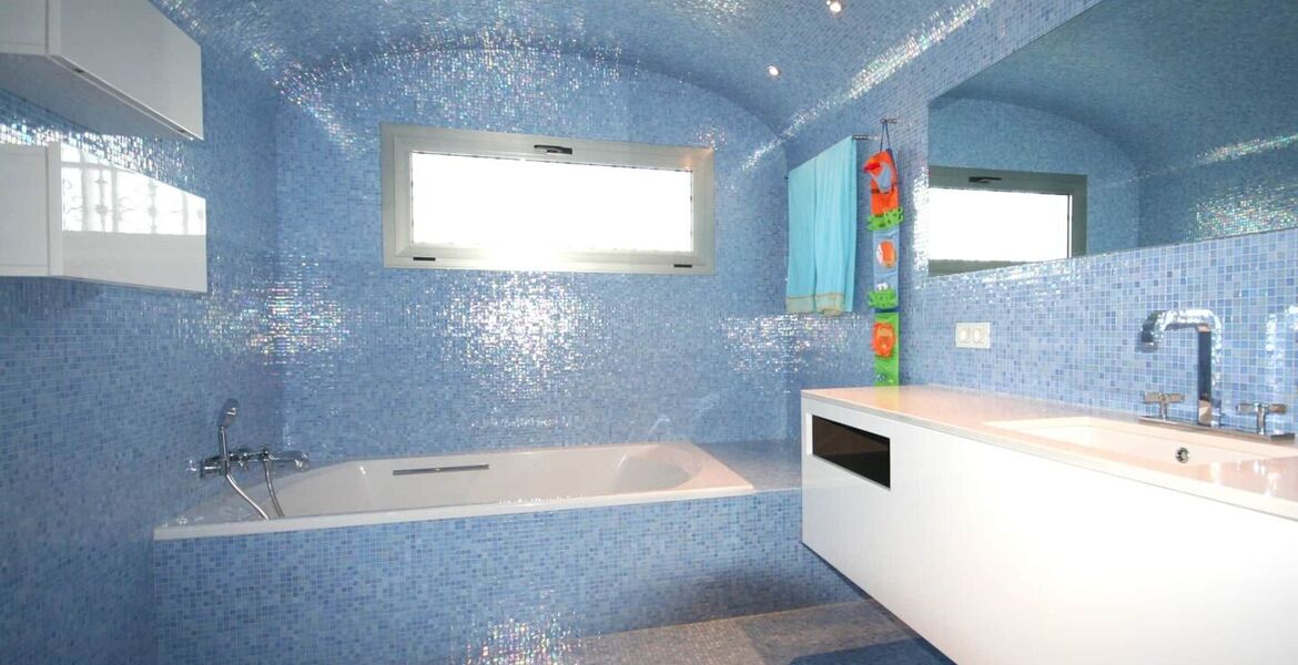 Luxury 4 bedroom apartment in Nueva Andalucia