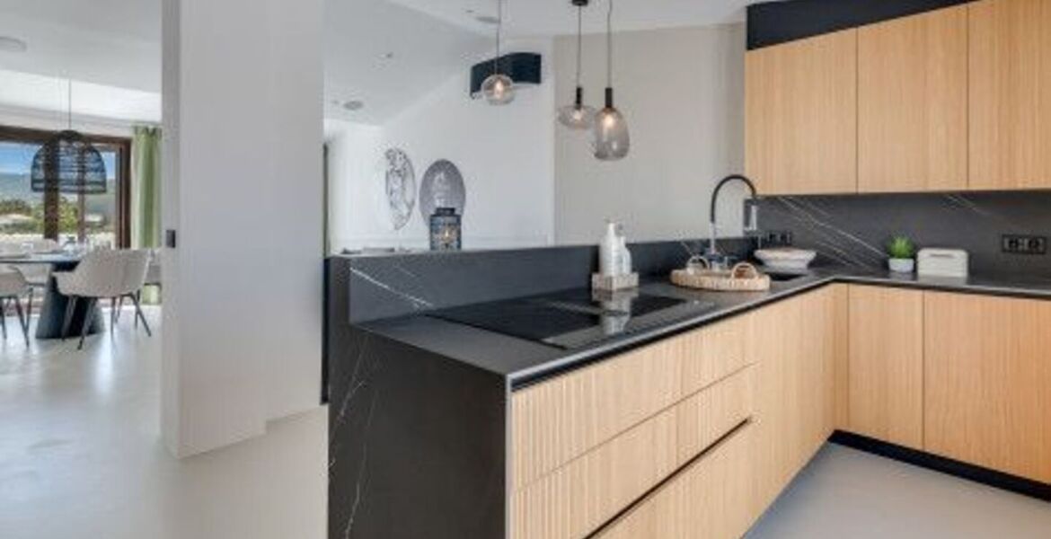 Duplex Penthouse for rent in Golden Mile Marbella
