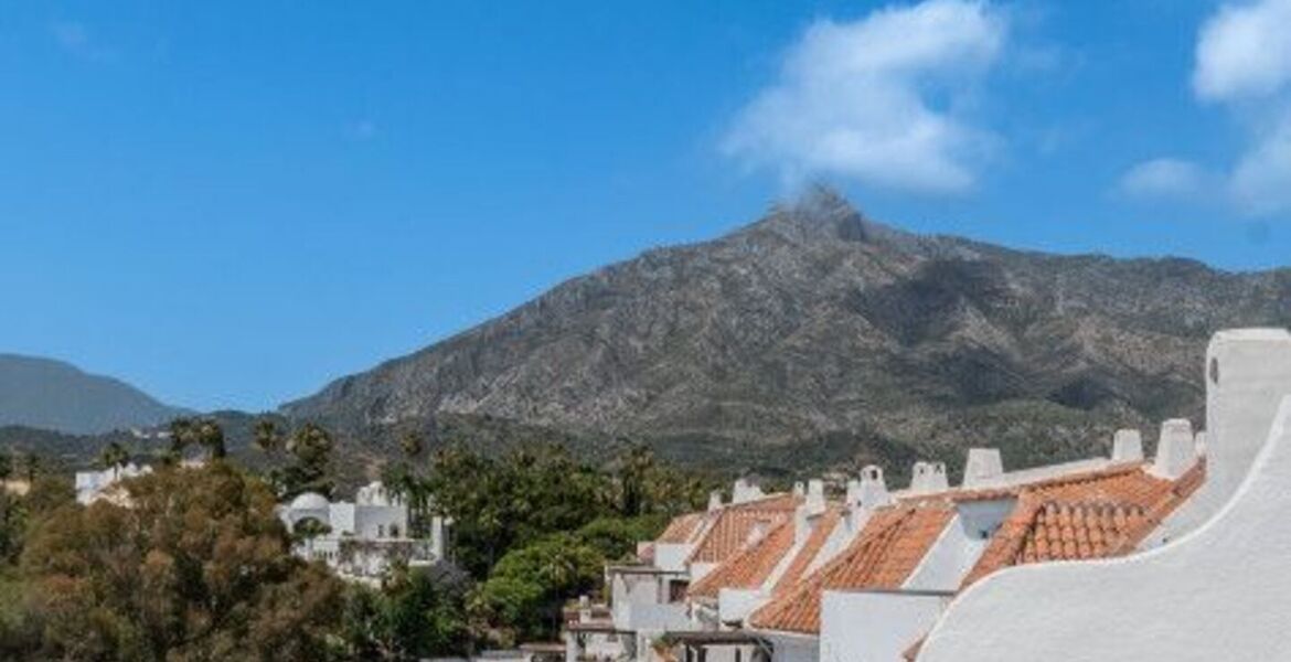 Duplex Penthouse for rent in Golden Mile Marbella