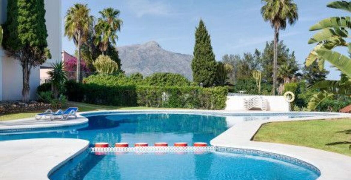 Apartamento en alquiler en Benahavís