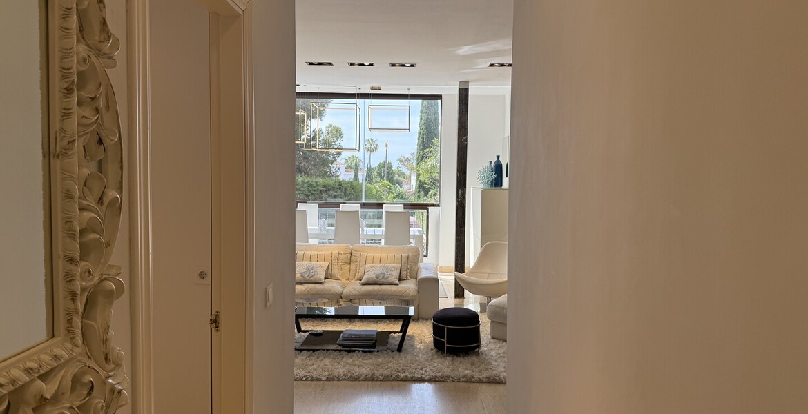 Luxury Apartment between Marbella and Estepona 