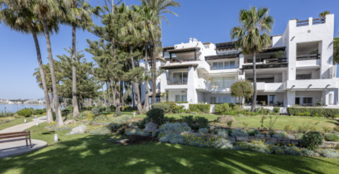 Appartement à louer Marina Puente Romano