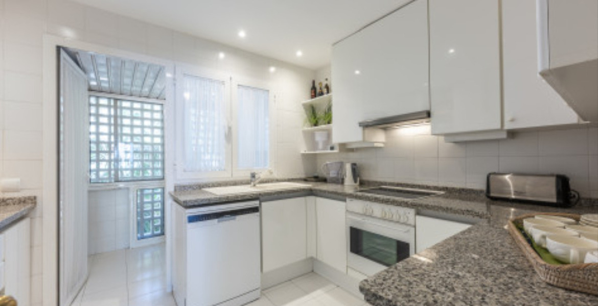 Appartement à louer Marina Puente Romano