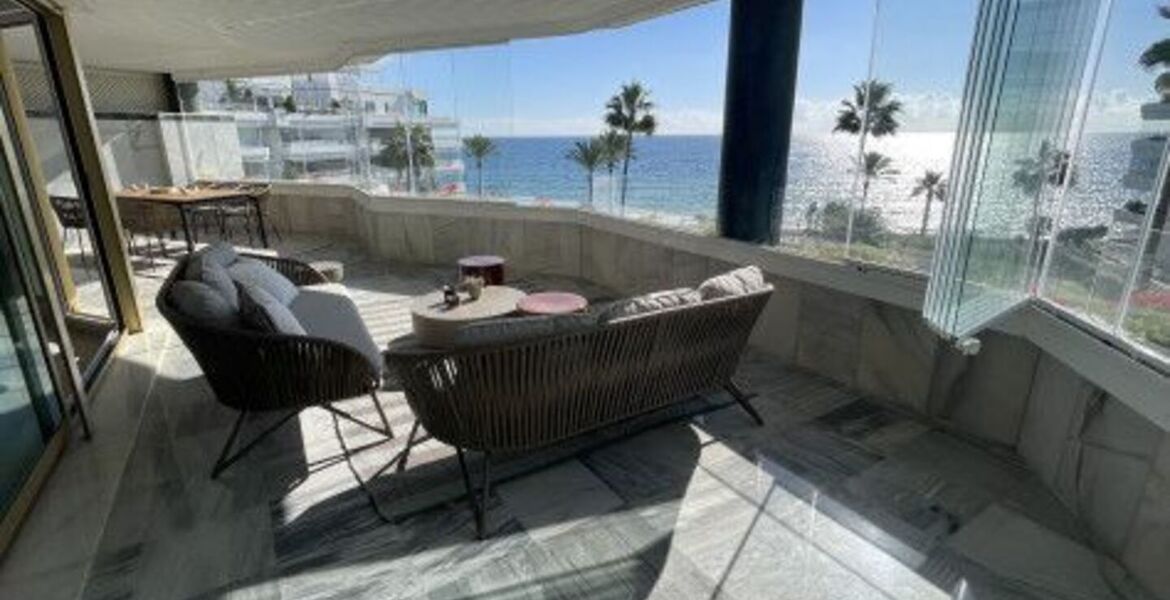Apartment for Rental in Playa Esmeralda Marbella