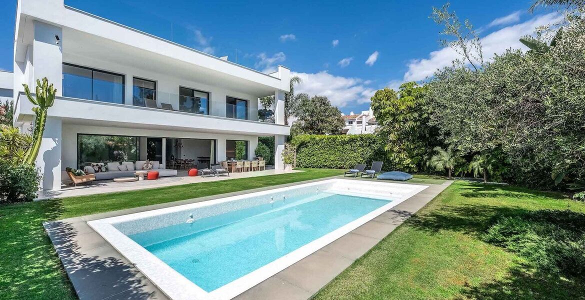 Villa à louer à Puerto Banus  Marbella Nueva Andalucia
