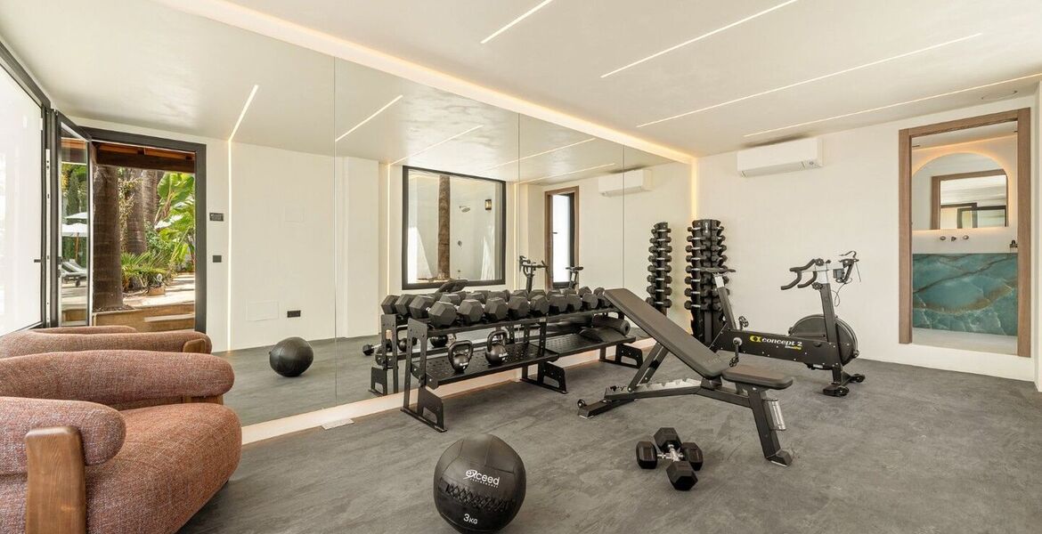 Villa for rent in Puerto Banus