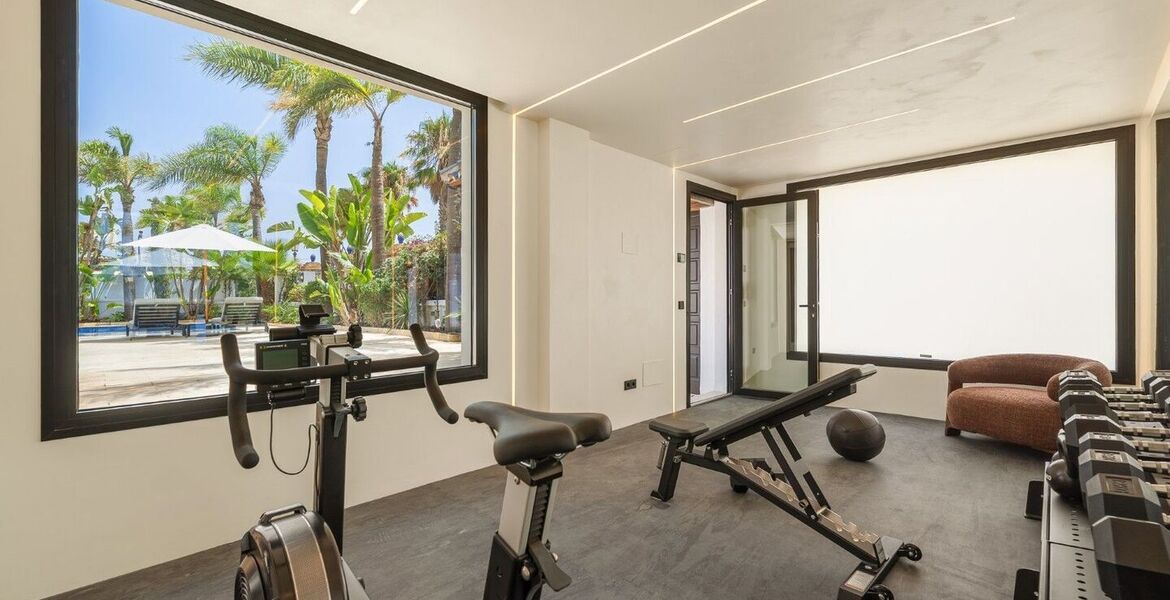 Villa for rent in Puerto Banus